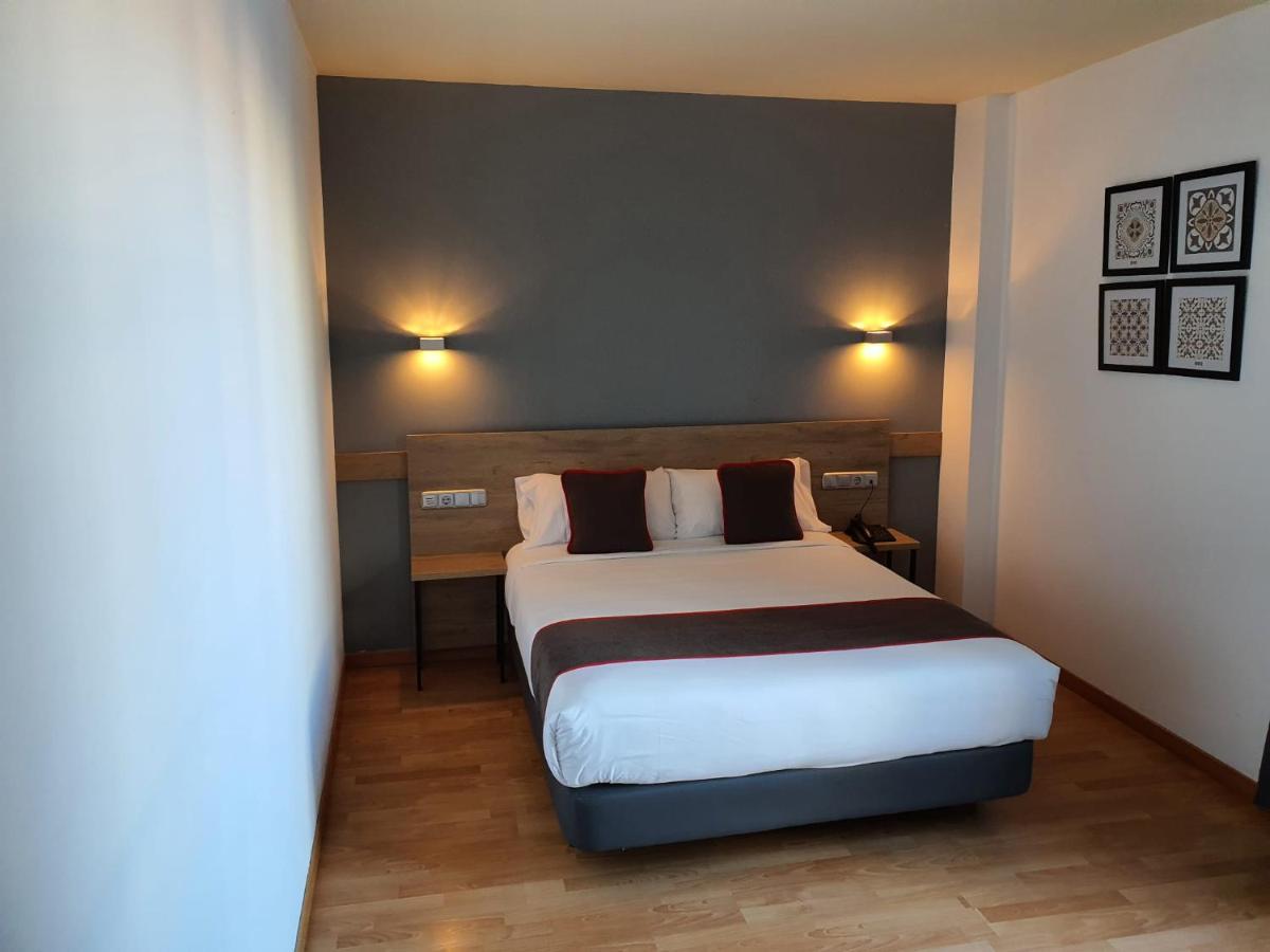 Hospedium Hotel Vittoria Colonna Medina de Ríoseco Εξωτερικό φωτογραφία