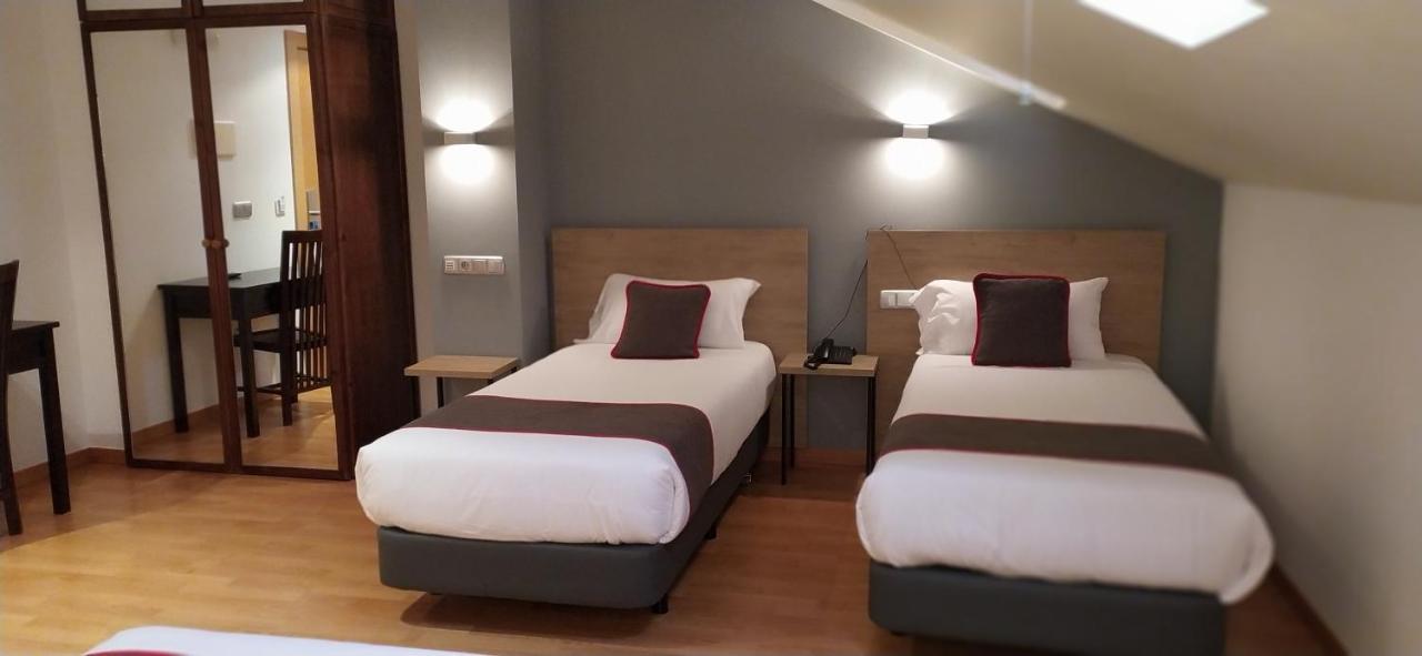 Hospedium Hotel Vittoria Colonna Medina de Ríoseco Εξωτερικό φωτογραφία