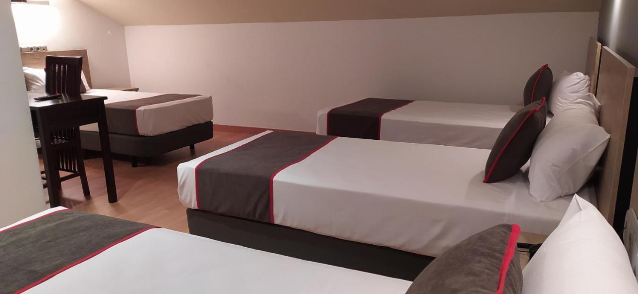 Hospedium Hotel Vittoria Colonna Medina de Ríoseco Εξωτερικό φωτογραφία