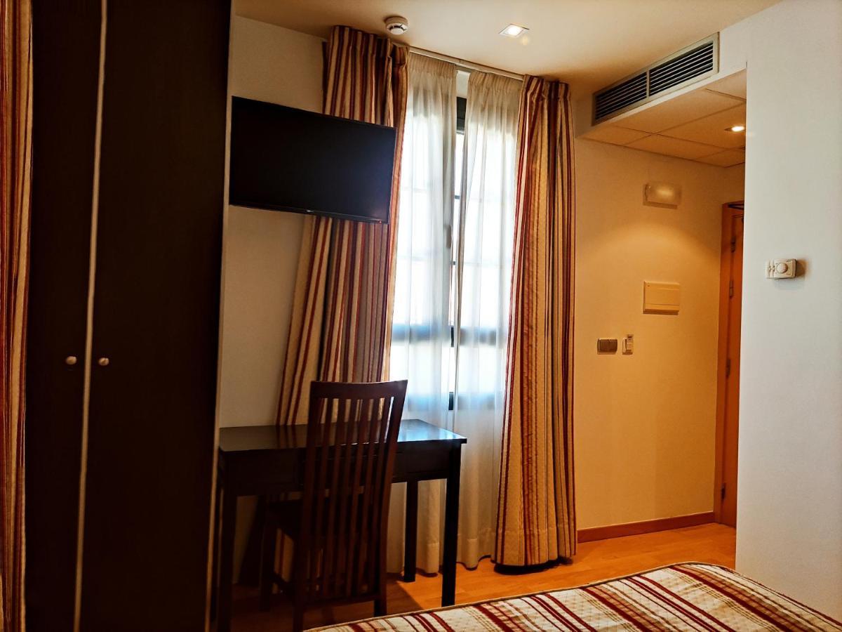 Hospedium Hotel Vittoria Colonna Medina de Ríoseco Εξωτερικό φωτογραφία