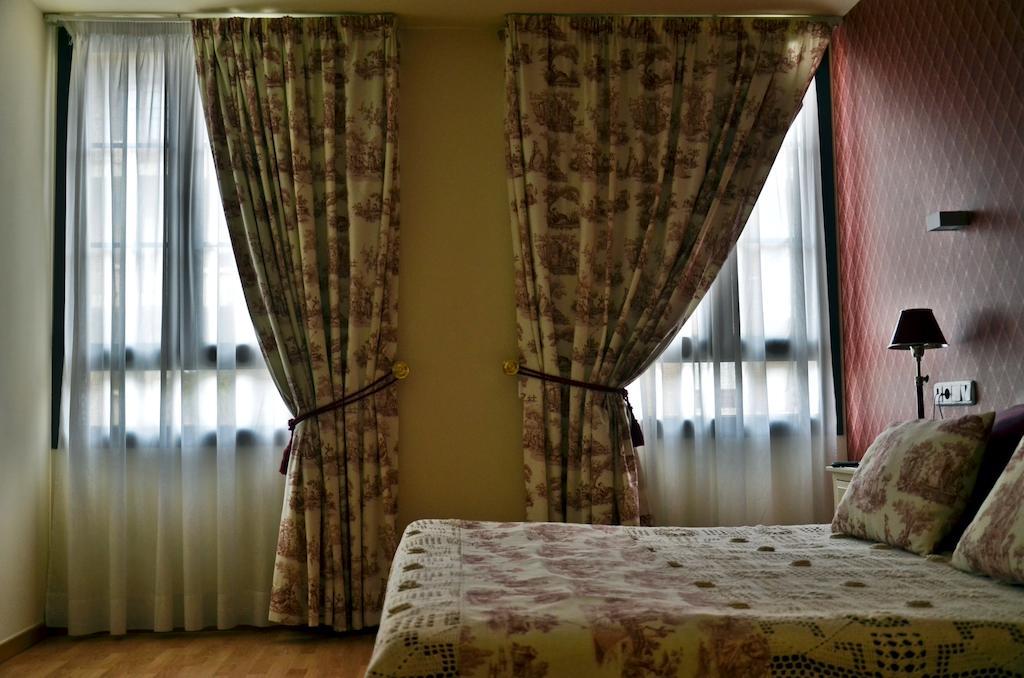 Hospedium Hotel Vittoria Colonna Medina de Ríoseco Εξωτερικό φωτογραφία