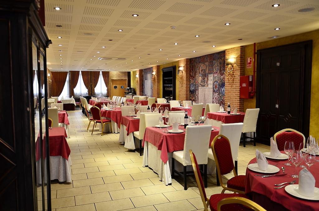 Hospedium Hotel Vittoria Colonna Medina de Ríoseco Εξωτερικό φωτογραφία