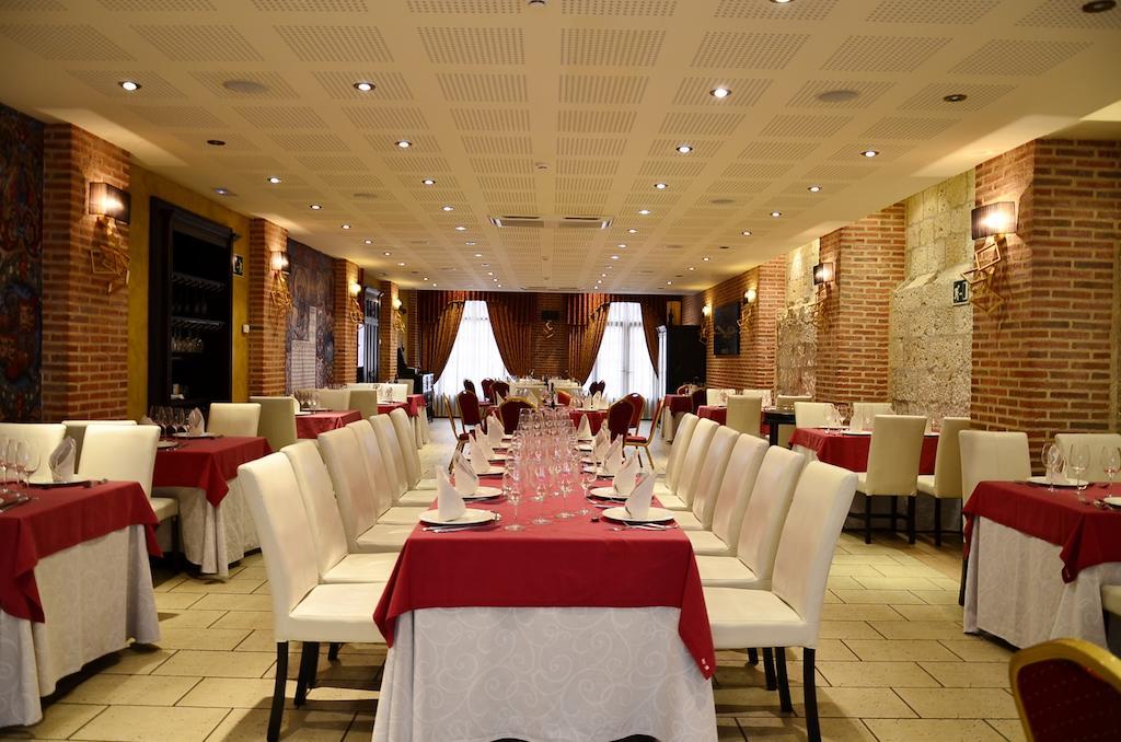 Hospedium Hotel Vittoria Colonna Medina de Ríoseco Εξωτερικό φωτογραφία