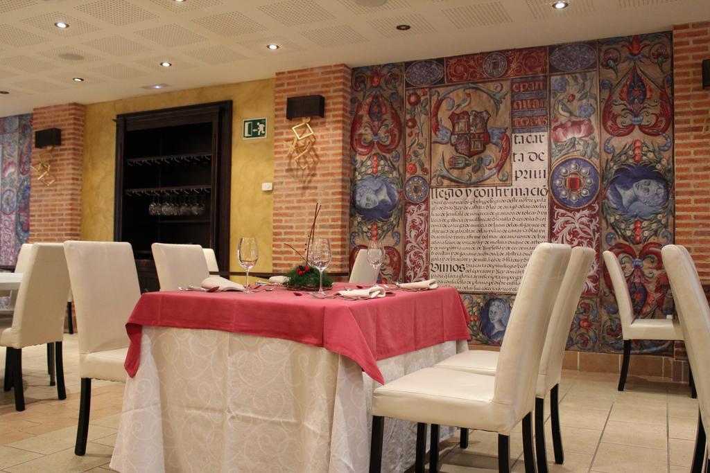 Hospedium Hotel Vittoria Colonna Medina de Ríoseco Εξωτερικό φωτογραφία