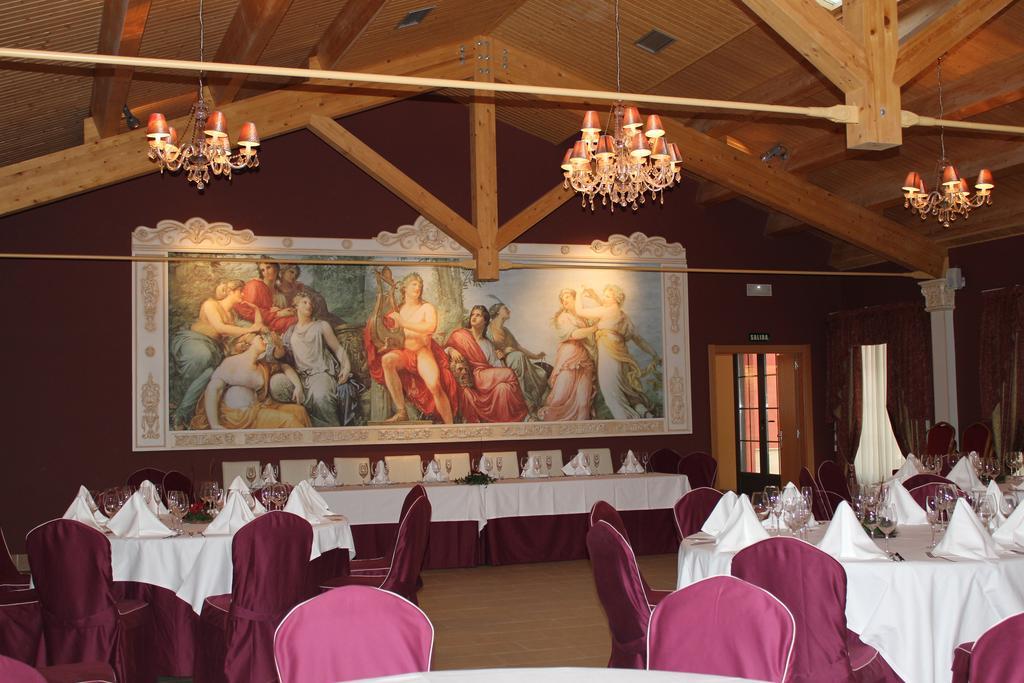 Hospedium Hotel Vittoria Colonna Medina de Ríoseco Εξωτερικό φωτογραφία
